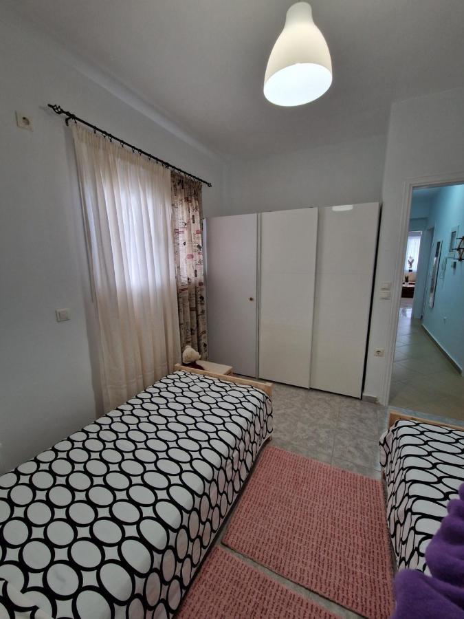 Lirika'S Airport House Apartment Artemida  Exterior photo